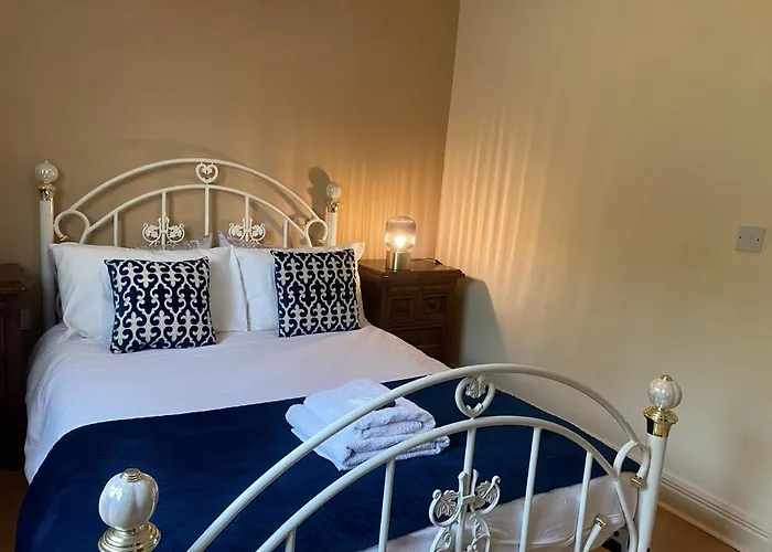 Kilronan 4 Bed House On Castle Grounds