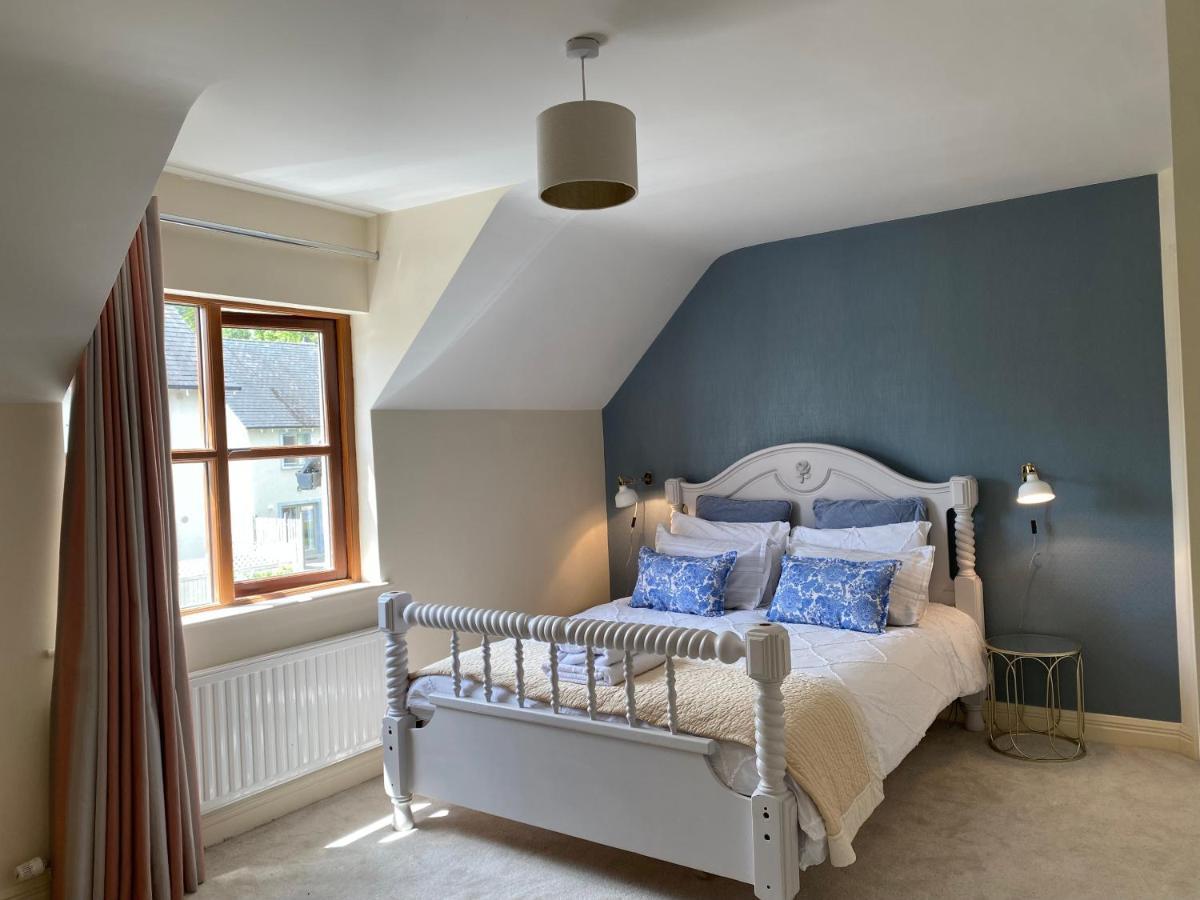 Hébergement de vacances Kilronan 4 Bed House On Castle Grounds *